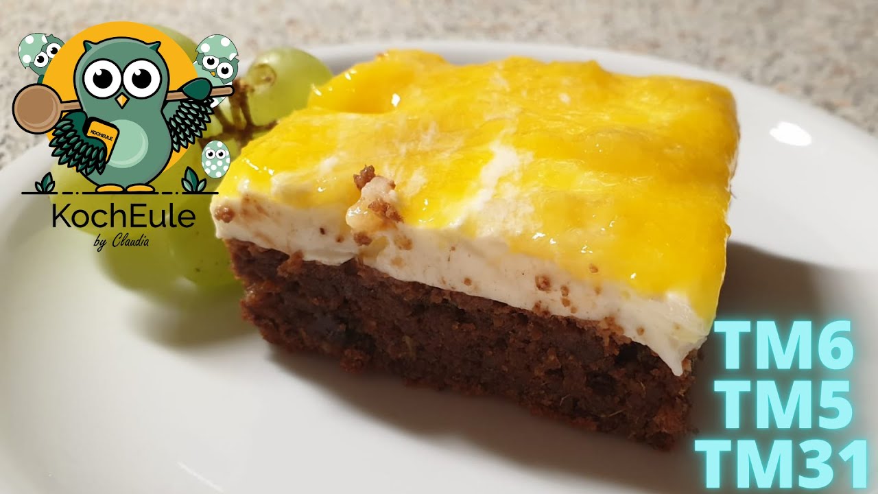 Schoko-Nuss-Kuchen mit exotischer Ananas-Joghurt-Creme &amp; Mango-Topping ...