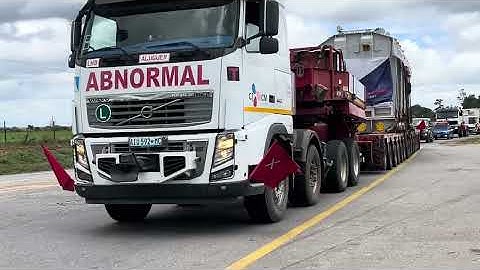 Moving 230Ton with a Volvo and Benz Push and Pull 