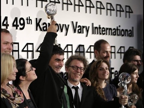 კარლოვი ვარის \"ბროლის გლობუსი\" გიორგი ოვაშვილის \"სიმინდის კუნძულს\"