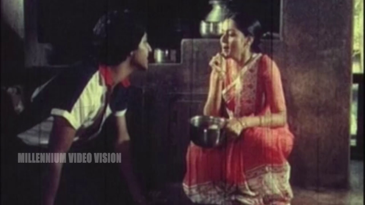 Vakuruvi Ina Pookuruvi Malayalam Movie Song  Punnaram Cholli Cholli  M G Sreekumar K S Chithra