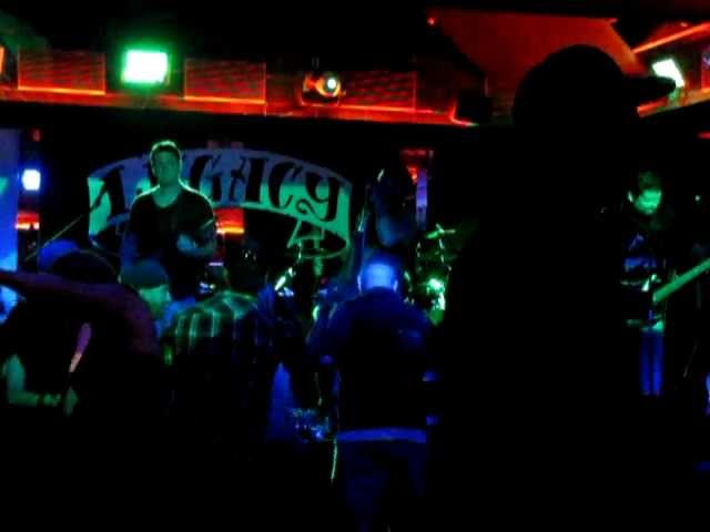 Παρακολούθηση DZL covers Stinkfist by Tool στο YouTube Παρακολούθηση DZL covers Stinkfist by Tool στο YouTube