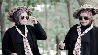 CLBA (Cinte Lamak Berantakan Agik) - Nenek Kembar Belitung (Official Video)