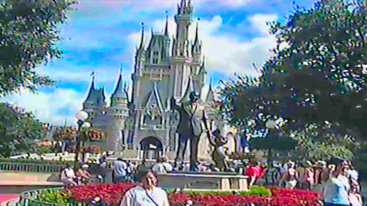 Magical Memories Reliving Disneys Magic Kingdom Cinderellas Surprise Celebration 2002 Youtube 