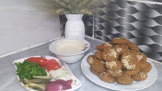 الفلافل السوية falafel بطعم ولا اطيب واسهل طريقه مع صوص الطحينيه