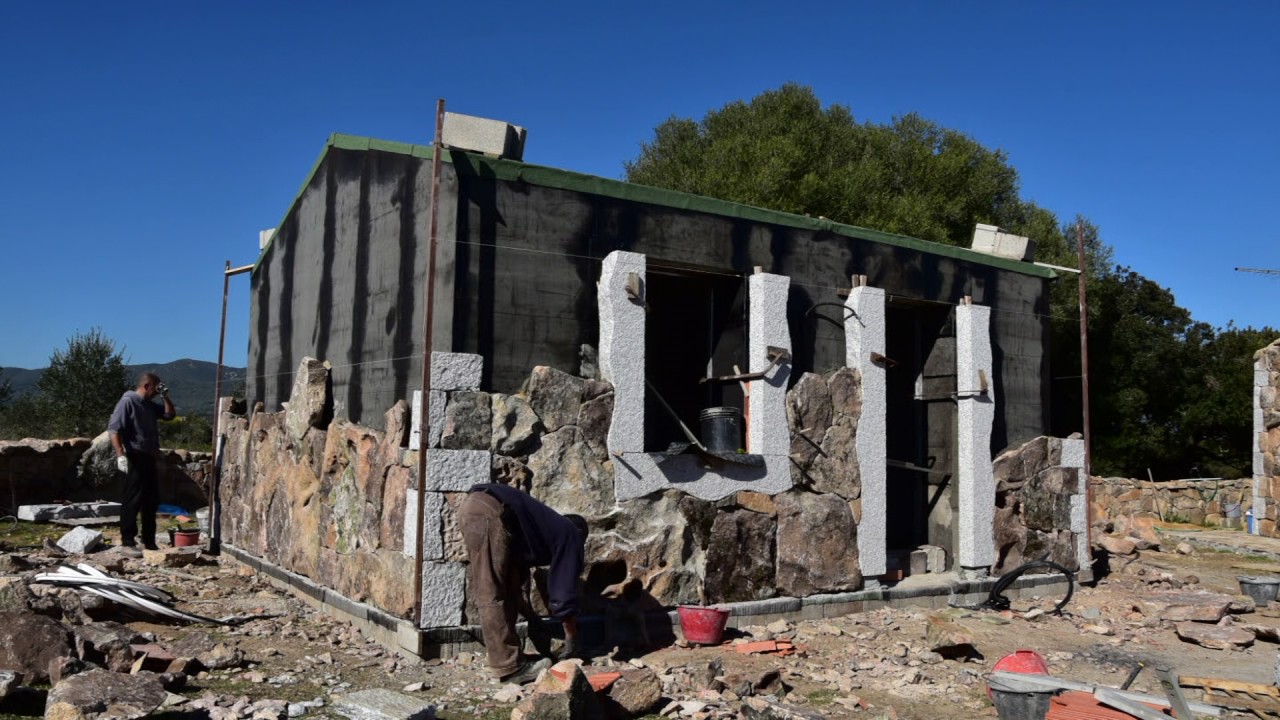 SARDEGNA - GLI ARTISTI DELLA PIETRA