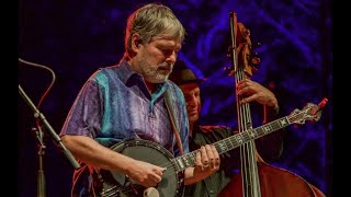 Bela Fleck triple banjo! 