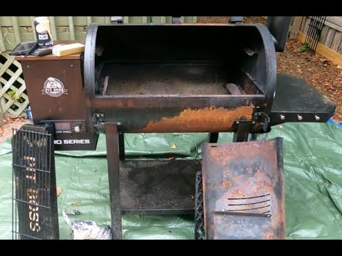 What are you using to clean off the grates on your Pit Boss Pellet Grills  after each use? Not sure how to care for the grill grates for these style  grills. 