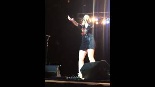 Lauren Alaina 'Road Less Traveled' 9/20/15