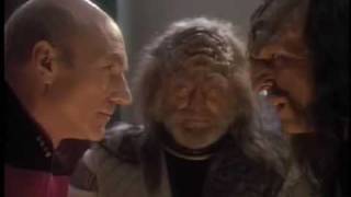 Picard pwns Klingons