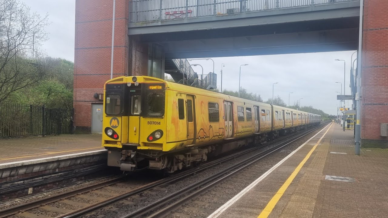 12 line up for the Merseyrail stakes - April 11th 2024 on Merseyside