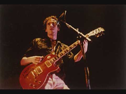 The Clash - White Man in Hammersmith Palais (Live at L'Hippodrome de Paris - France - 8 May 1981)