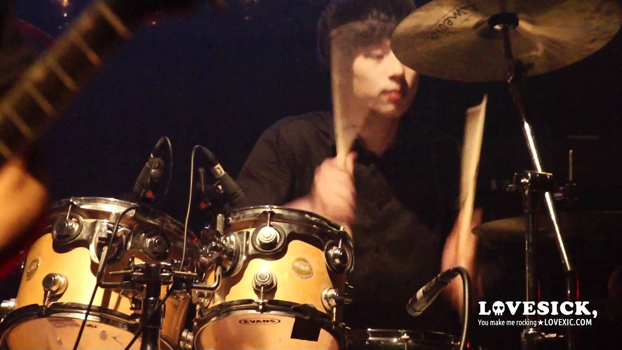 20120420 블랙백(blackbag) - moon (구태욱) adlı videoyu YouTube'da izle 20120420 블랙백(blackbag) - moon (구태욱) adlı videoyu YouTube'da izle