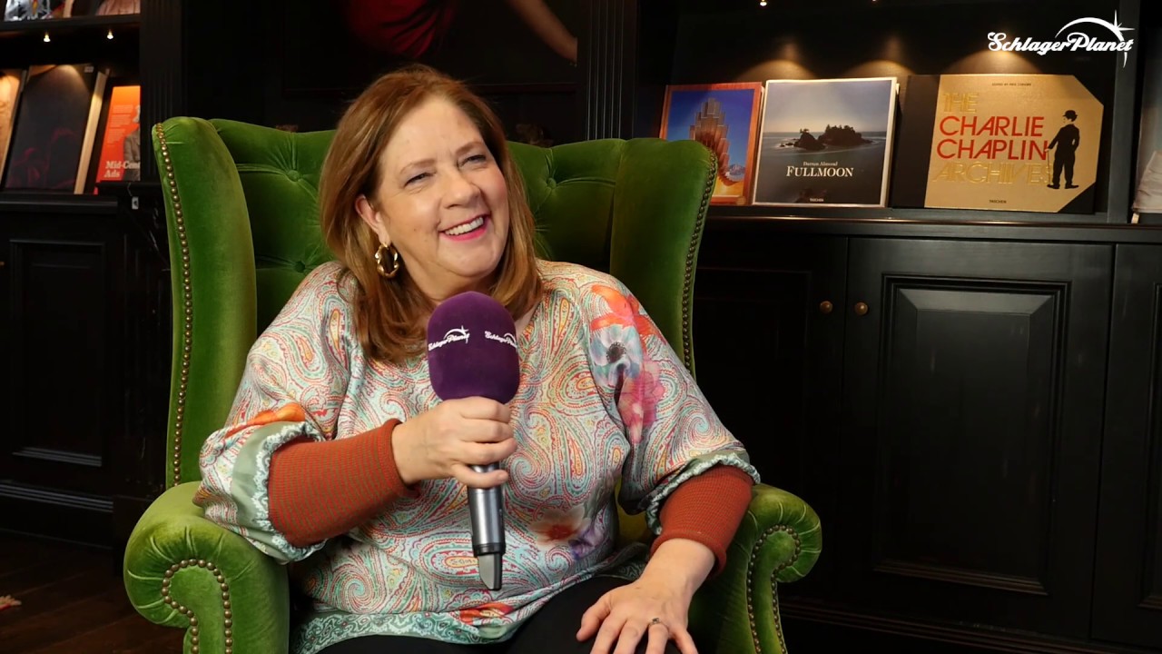 Kathy Kelly Im Interview Uber Ihr Album Wer Lacht Uberlebt Teil 1 Youtube