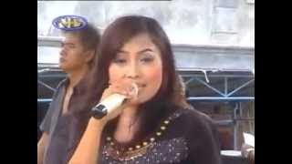 Nur Azizah - Handuk Merah - gaVra Music