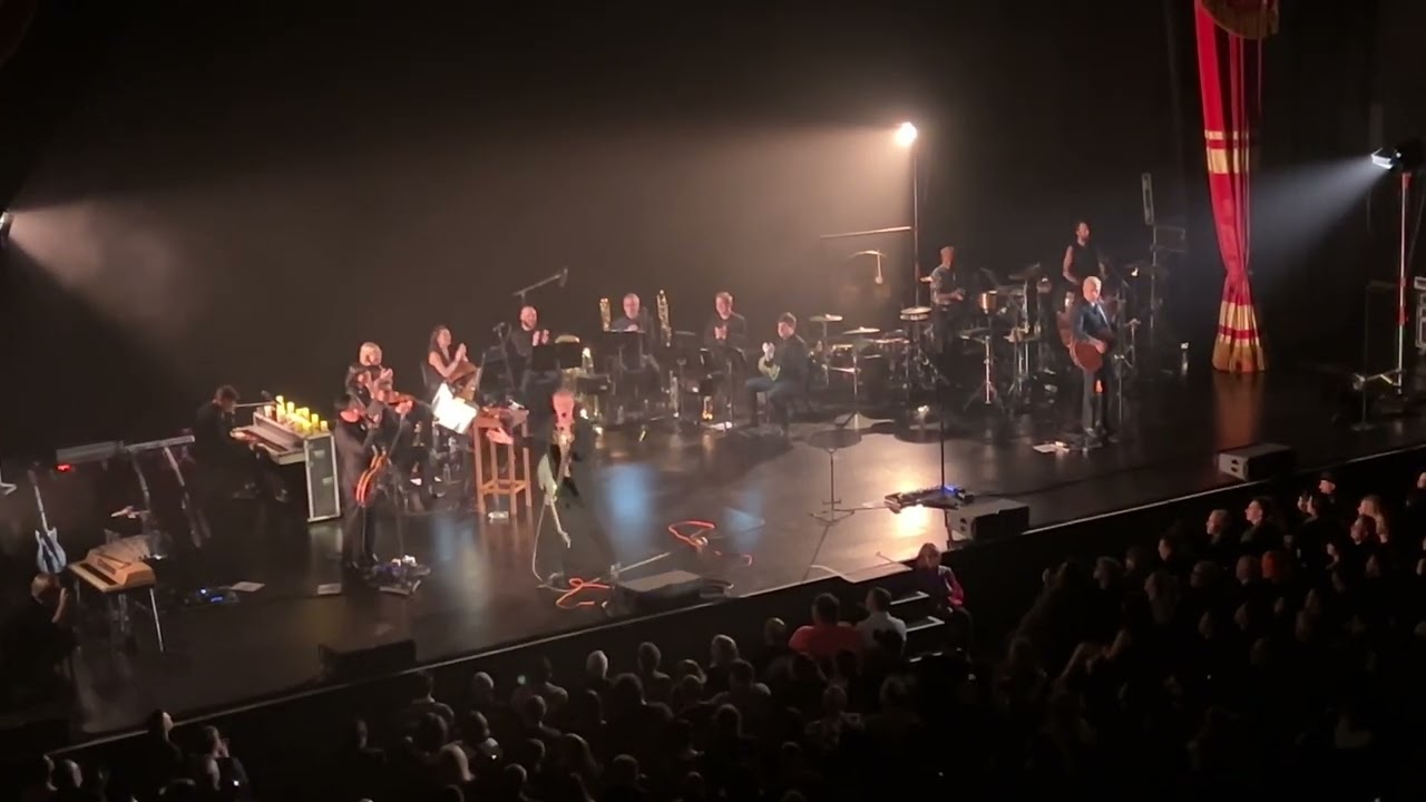 Queens of the Stone Age-Easy Street 10-3-2025 Detroit MI