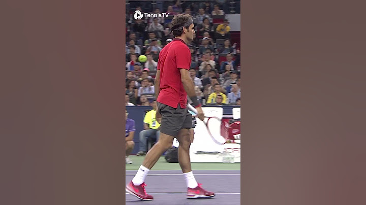 When Novak Djokovic TAGGED Roger Federer 💥