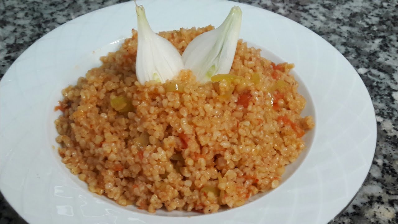 domatesli biberli bulgur pilavı / pilav tarifleri / yemek tarifleri