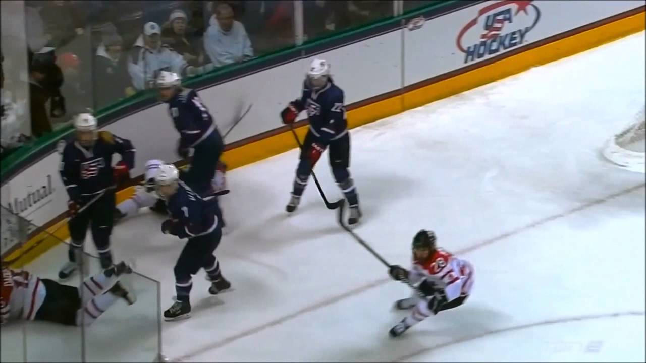 Canada vs USA Women's Hockey Fight!