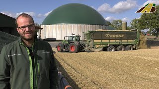 Maisernte 2023 Maishäckseln & Miete abdecken Funktion der Biogasanlage Traktoren Big Corn Harvest