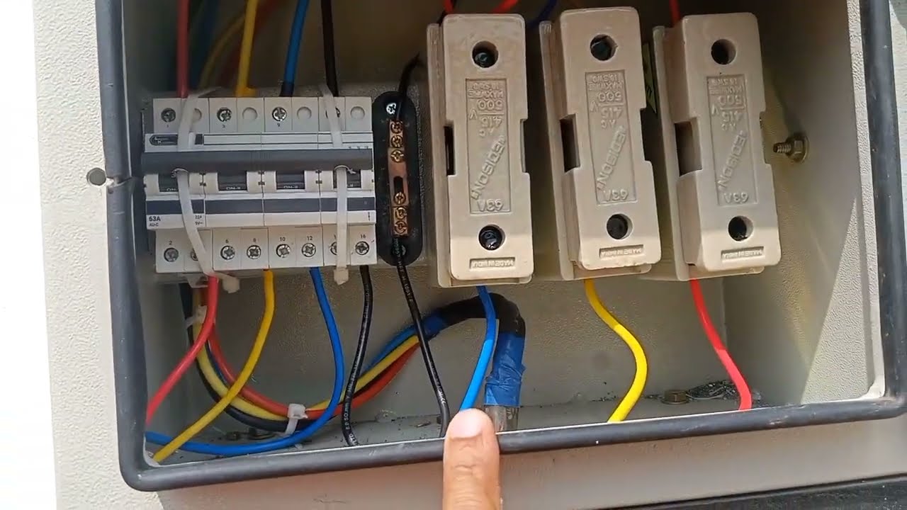 kiosk with 3 phase kseb connection house out side how