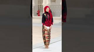 Hijab fashion #hijab #streetphotography #modelhijaber #hijabehaya #photoshoot #fashion #ootd #fyp