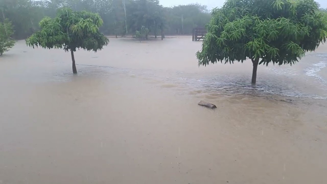 Chuva no buraco da gia.