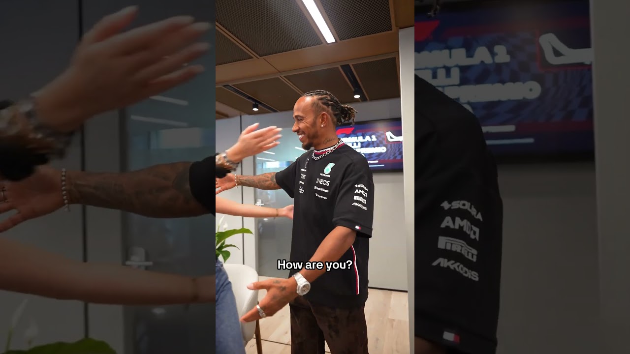 Льюис удивил болельщика Mercedes в Монце. 💜
