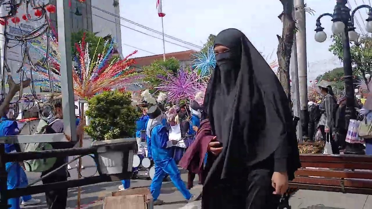 Habis pulang Lawang sewu ada acara