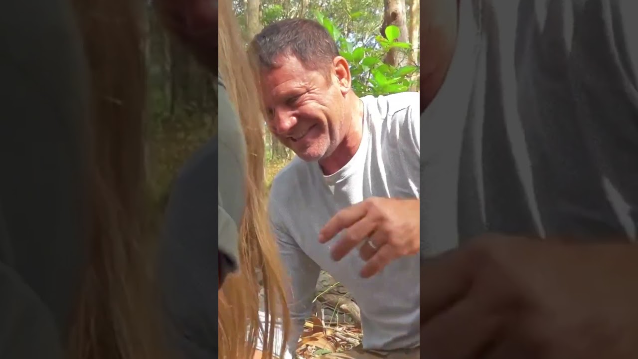 Ловля сиднейских воронковых пауков со Стивом Бэкшеллом | Австралийский парк рептилий