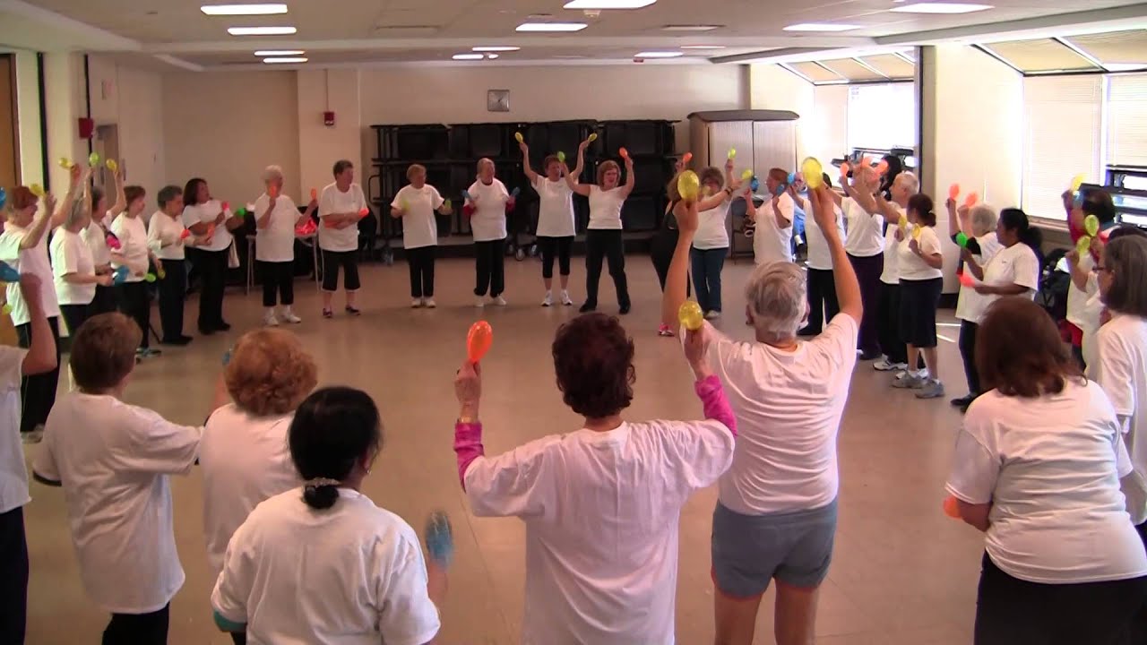 SUPER SENIORS ZUMBA GOLD 2014 - YouTube