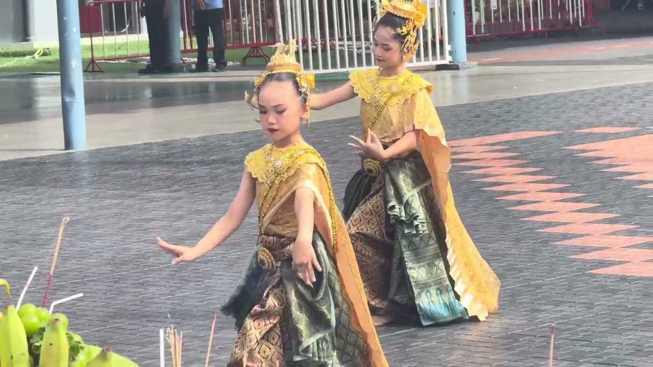 รำบวงสรวงท่านหลวงเทวฤทธิ์พันธ์ลึกเนื่องในวันสถาปนาโรงเรียนฤทธิยะวรรณาลัย ครบรอบ 78 ปี ￼￼ ￼ 18 ก.ย.68