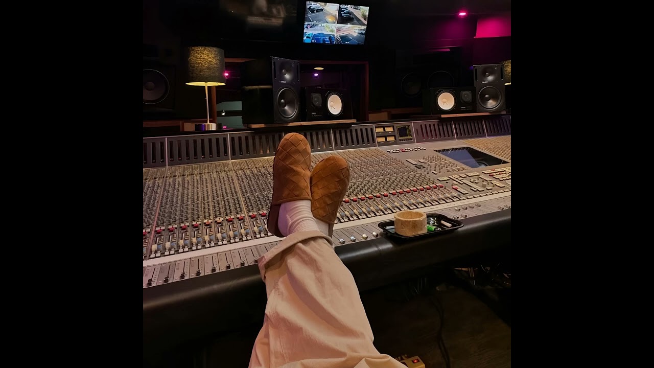 Larry June type beat - "Independent Numbers"