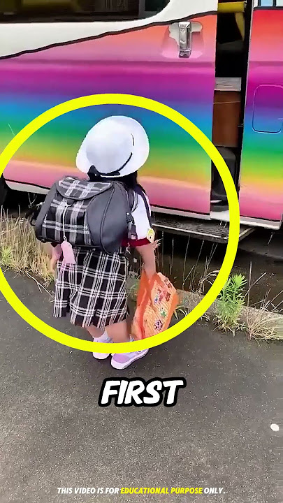 Shocking School Bus In Japan 😲🚌
