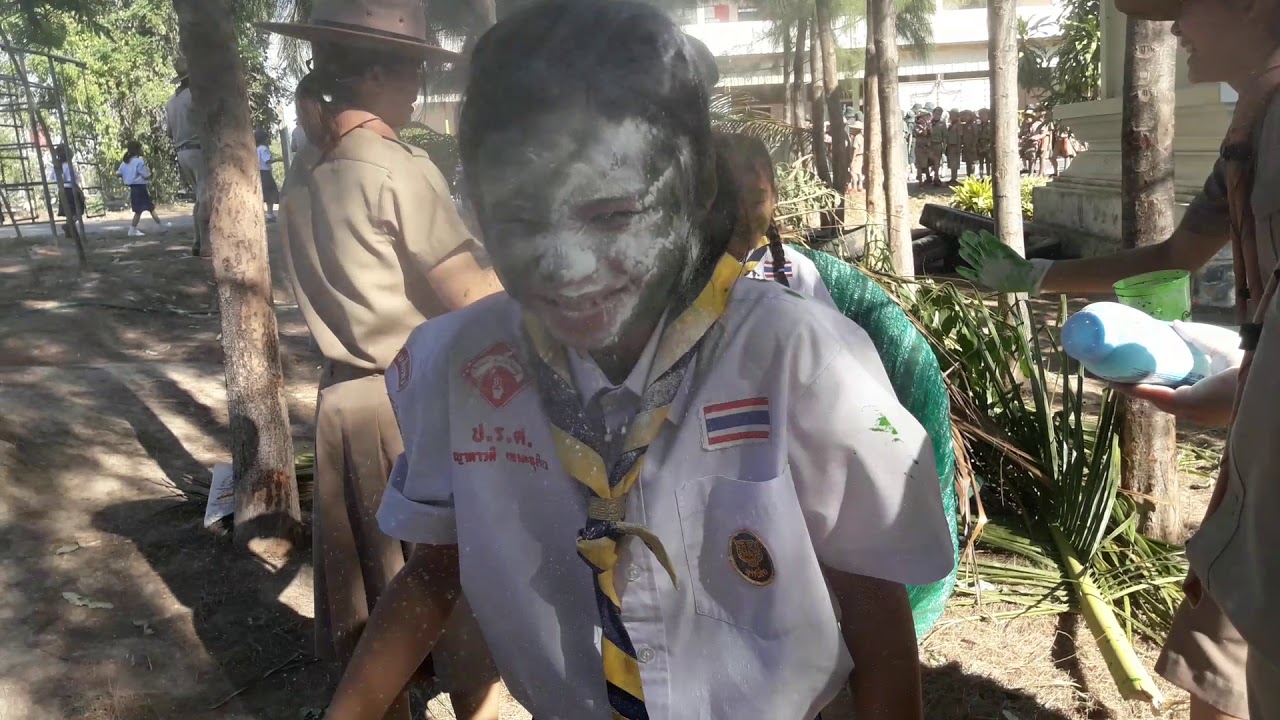 ลอดซุ้มเสือ เข้าค่ายลูกเสือ