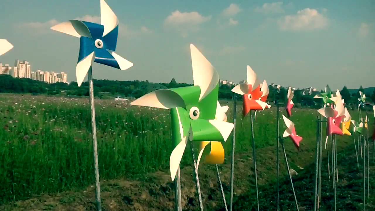 바람아 바람아 불어다오, 멈추질 말고, 나를 멈추게 하지 말고, 바람개비 PinWheel Paper Windmill  수원시 시민농장에 있어요...