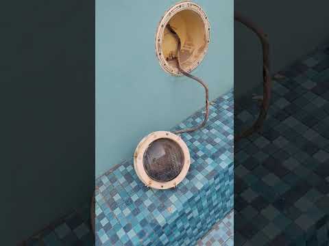كشف تسربات وعزل المسابح