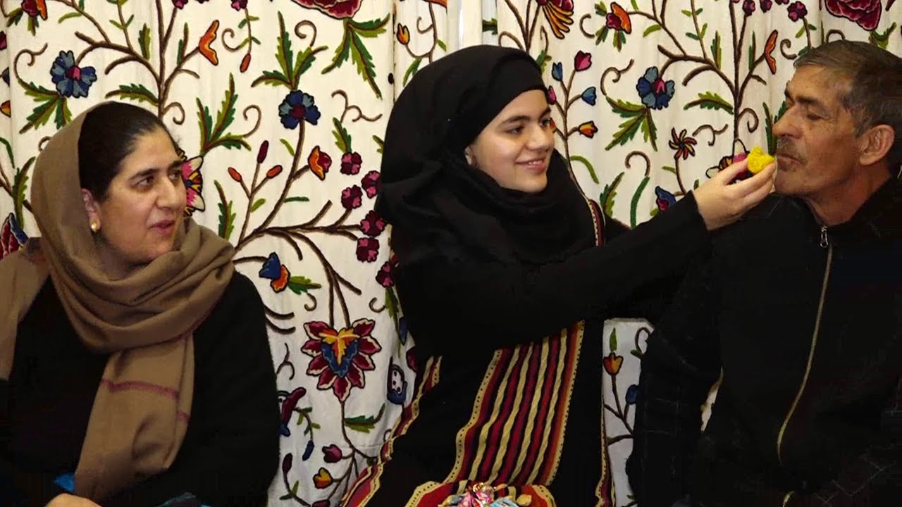 Momina Amin Tops Class 12 In Home Science