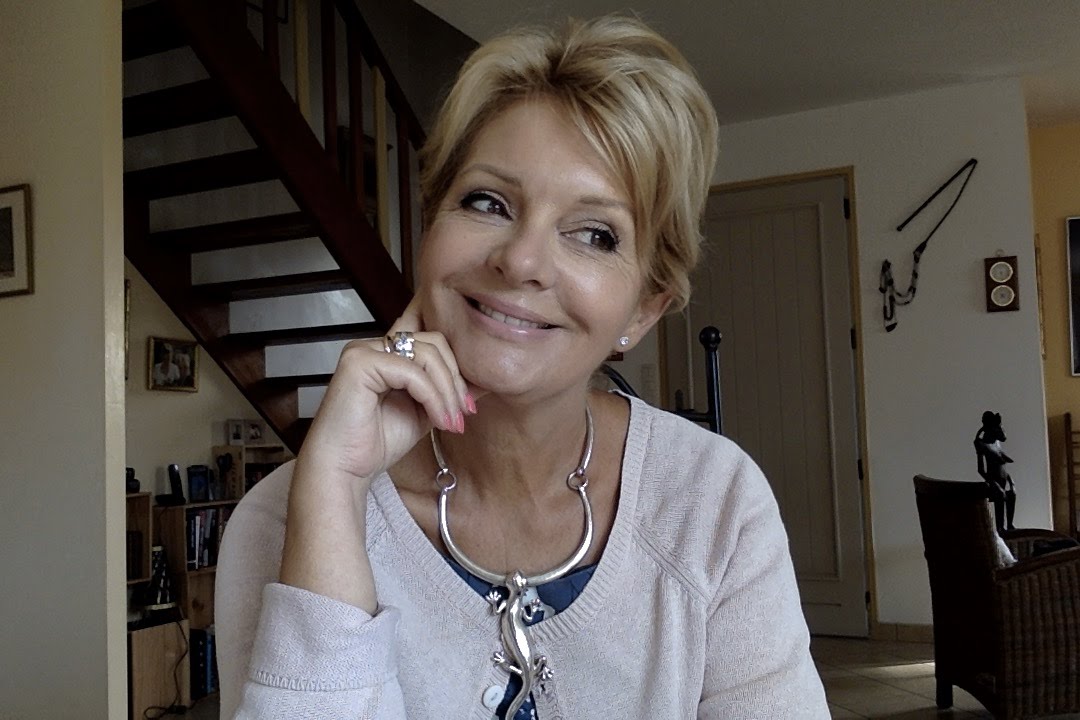 Quelques  erreurs de maquillage à éviter en anti âge