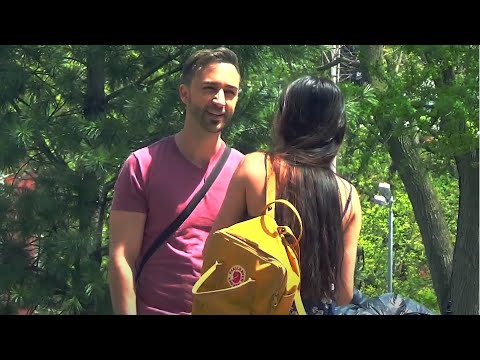 AWKWARD APPROACH: Sexy girl on the phone with BOYFRIEND in New York ...