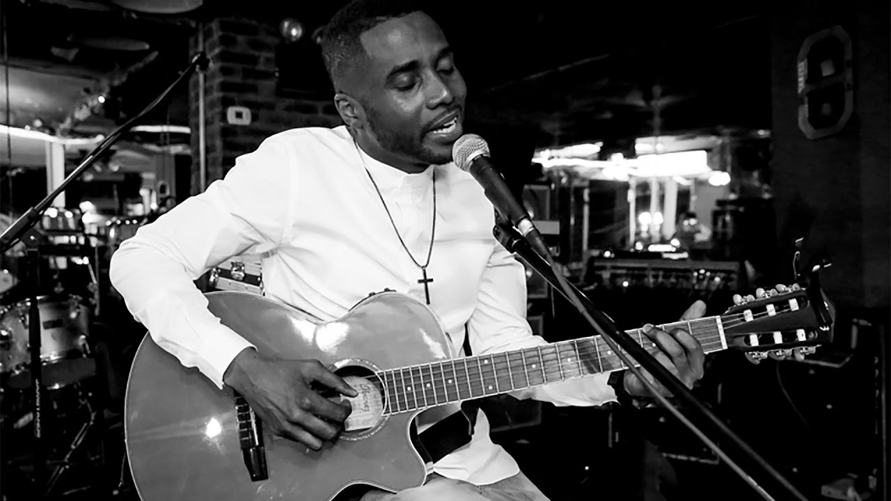 Smooth Jude "IT MUST'VE BEEN LOVE" Live - Event: Melee Night - AppleNights.com