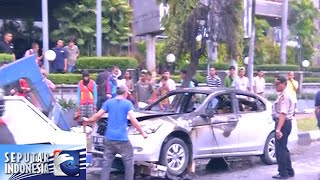 Download lagu Mobil Sedan Terbakar Di Depan Mall [Sindo Siang] [2 Des 2015]