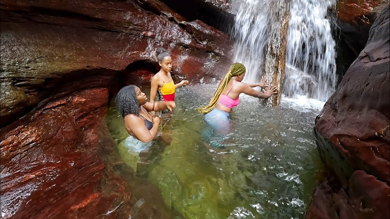 Hike To Morang Waterfalls