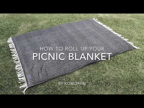 How to Roll Up Your Picnic Blanket