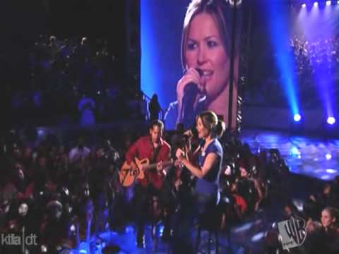 Dido  white flag pepsi smash 20 Aug 2003