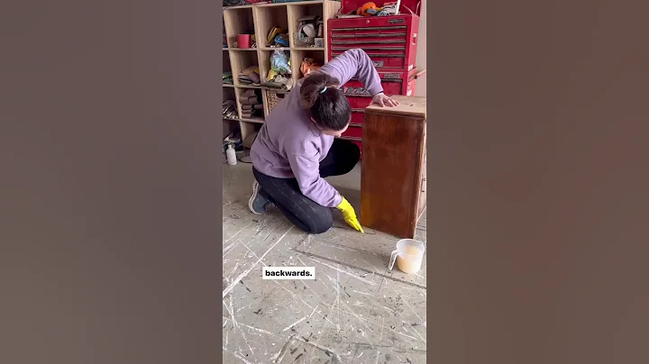 Itty- Bitty Furniture Makeover with a big impact ❤️ #diy #furnitureflip #paintedfurniture #upcycle