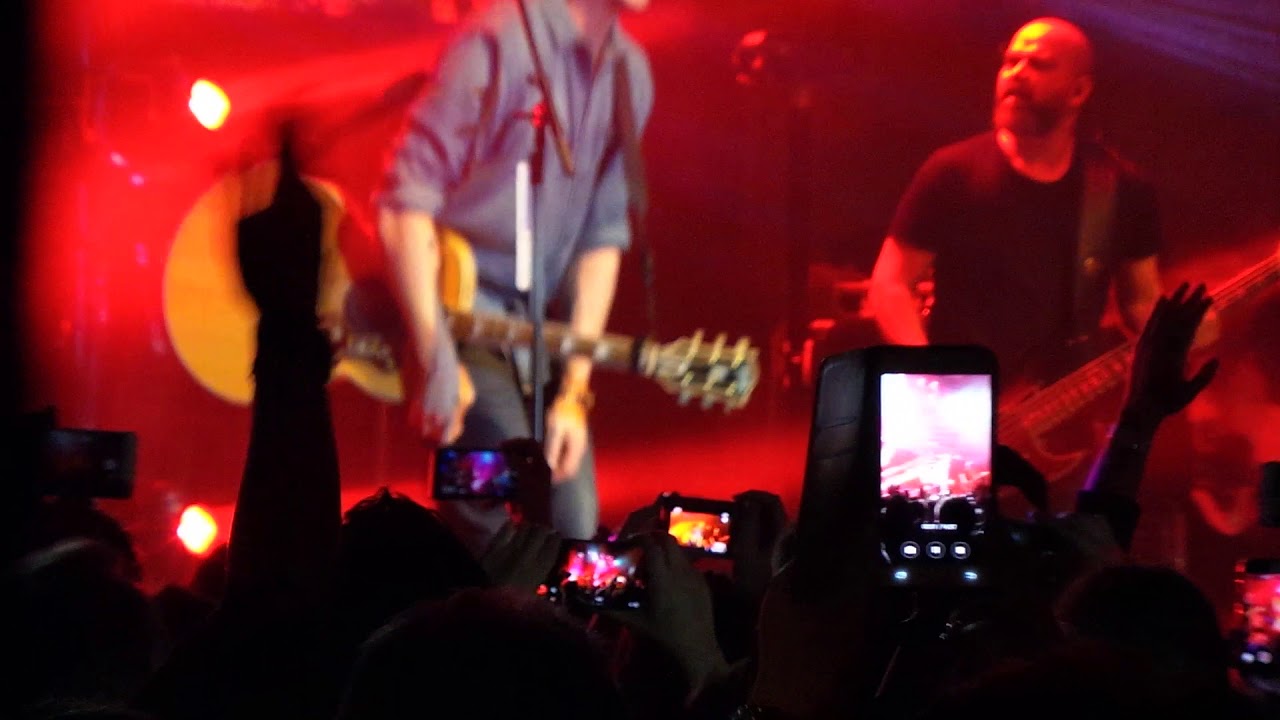 camera iphone 8 plus apk Sunrise Avenue im Kesselhaus Berlin am 6.11.17