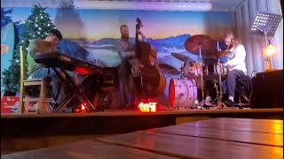 James Macphail Trio - Nascimento Live At The Pizza Cabina
