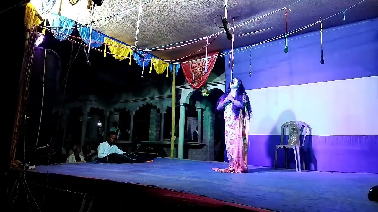 আমার ব্যথার গানে তোমায় আমি।Āmāra byathāra gānē tōmāẏa āmi। মিস মলিনা। আলিফ লায়লা যাএাপালা। RSAlkap