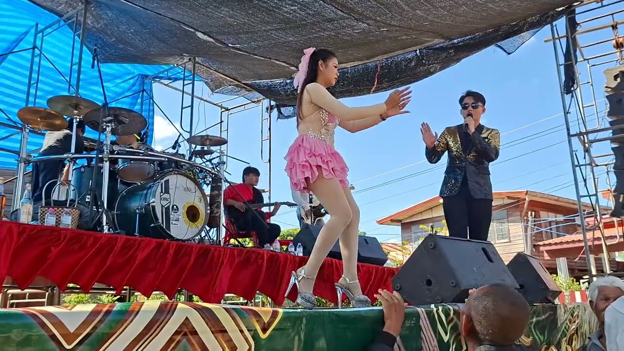 เอาหมอลำซิ่งมาให้ชมมวนๆจ้า