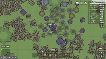 Playing MooMoo.io sandbox with friends (Part one)